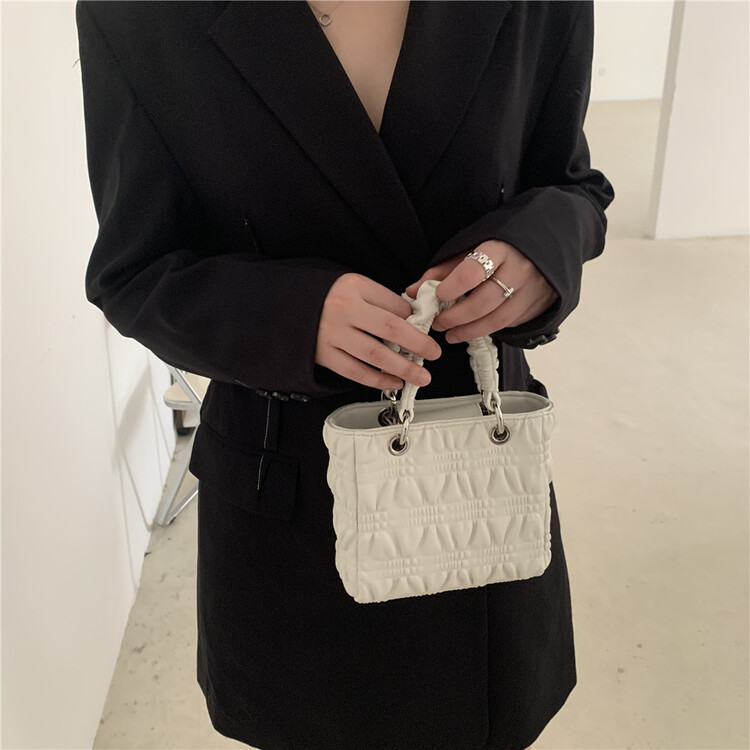 [double C] Korean pleated versatile handbag 6545# CCL