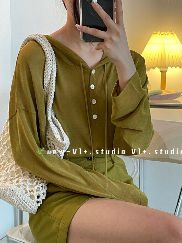 New in early summer! [VI +] Korean hooded casual long sleeved sunscreen sweater m009# LSW