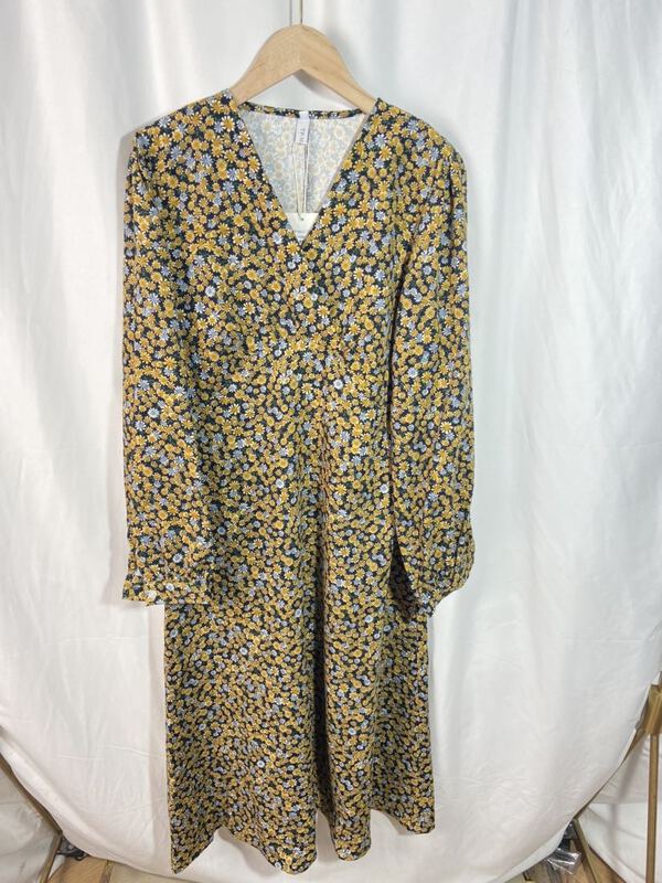 New in early summer! [Yi show shop] light mature style aging V-neck dress 1117# Cl
