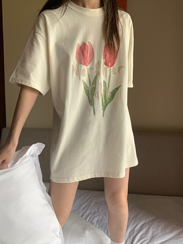 New in early summer! [wgwe] tulip print ins trendy loose design sense of minority top short sleeve T-shirt 1541# PCZ