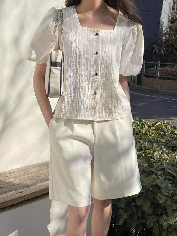 New in early summer! [larti] Korean style aging small square neck bubble sleeve shirt 8369# ll