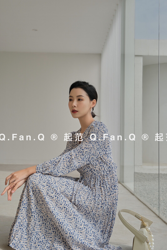 早春上新!【起范】雪紡碎花百葉V領優雅連衣裙  7886#  JJ
