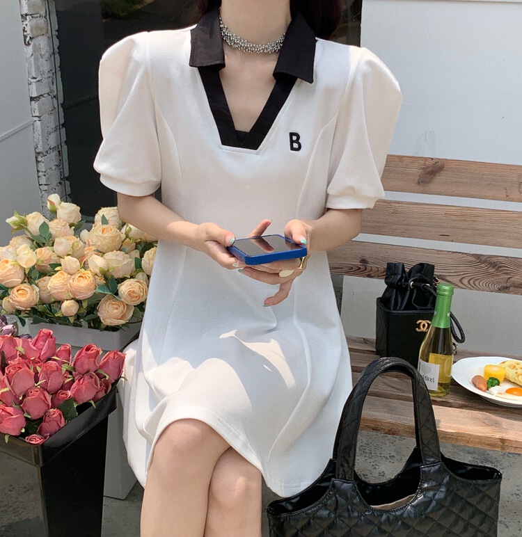 [our] Korean fashion V-neck three-dimensional embroidery short sleeve T-shirt 9938# LSW