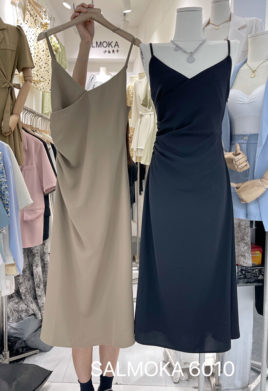 In early summer! [salmoka] trendy sexy wrinkled slim Sling Dress 6010\lwy