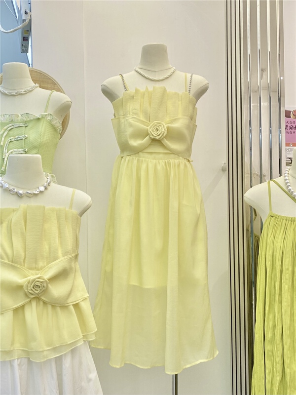Spot! New in early summer! "Ai Lixuan" sweet three-dimensional floret suspender dress (chain cannot be removed) L019# ZXX