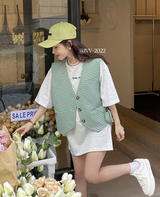 goods in stock! New in early summer! [Ivy] Korean loose letter printed short sleeve T-shirt + Vintage Plaid V-neck horse suit (with bag) 88127# XJ