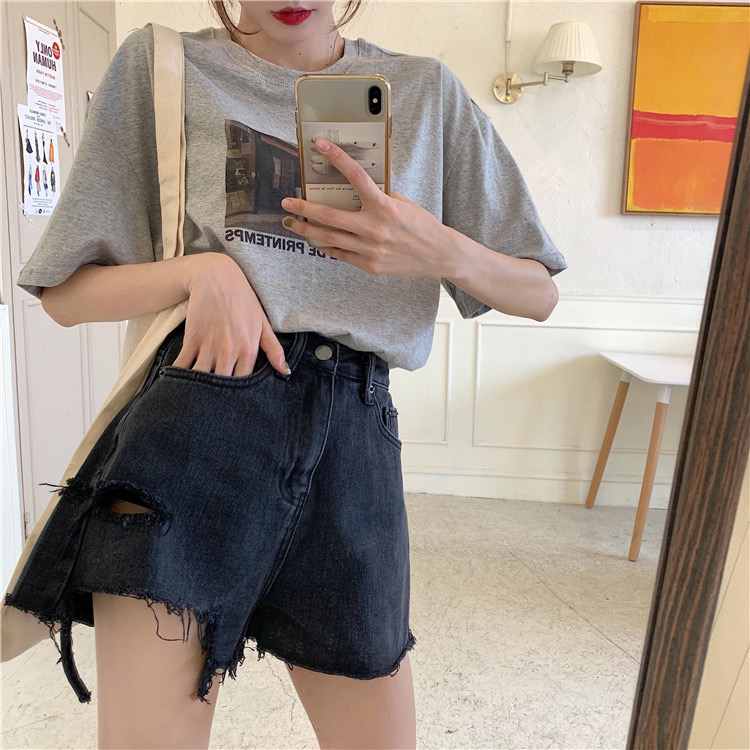 [timely rain] Han Feng ins design feeling hole breaking high waist thin denim shorts 27154# WPL