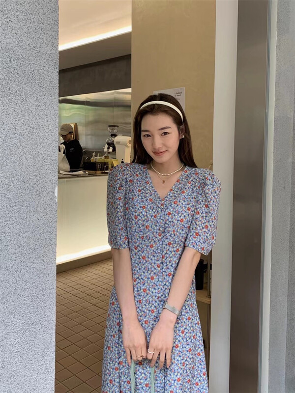 goods in stock! New in early summer! [Las celula] Korean V-neck floral bubble sleeve dress 7357# zxx
