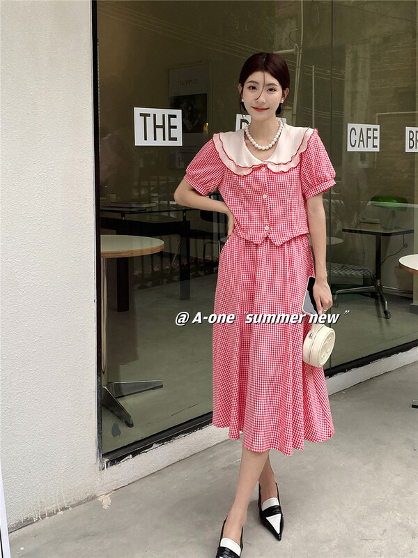 [A-One] Korean lady Plaid lotus leaf collar blouse + A-line skirt suit 22152# hjy