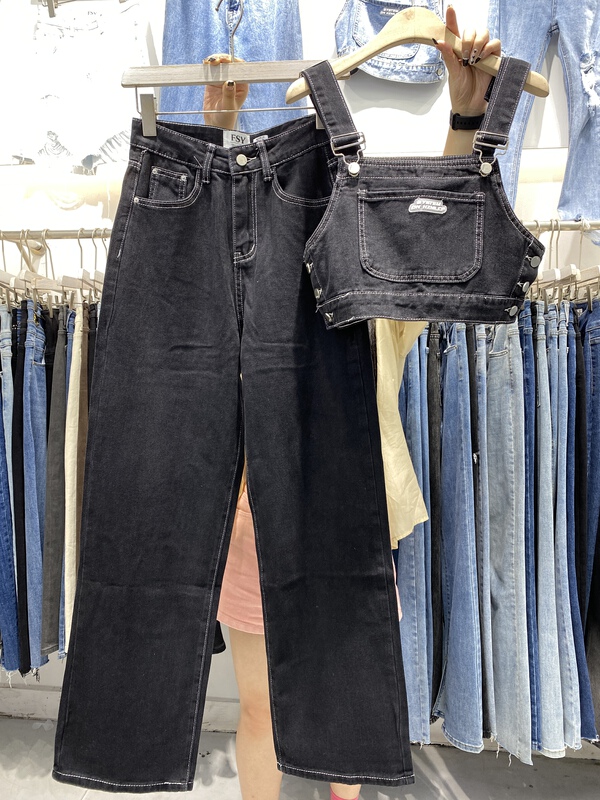 [x2 fansiyu] Korean personalized short Vest + high waist straight jeans set 10072# WTT