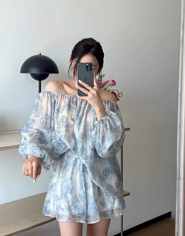 [come and see] one shoulder long sleeve Tencel sunscreen Top + Fashion versatile Shorts Set 1134# JJ