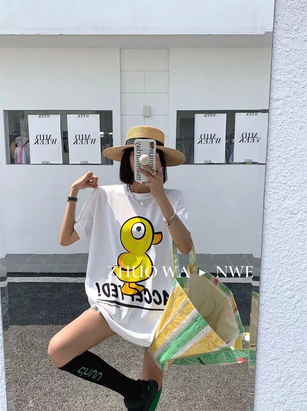 [buyer Yan Xuan zhuowa] little yellow duck lettered loose short sleeve T-shirt 1050# Cl