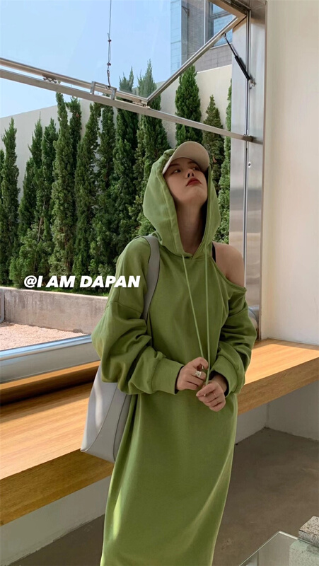 New year in early spring! [I am Dapan] Korean hooded off shoulder lazy dress 6898# zxl