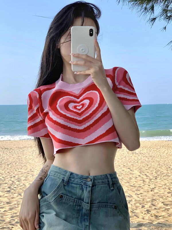 初夏上新!【F·P】韓版寬鬆顯瘦短袖愛心百搭時尚辣妹短款圓領針織衫  3237#  HBX