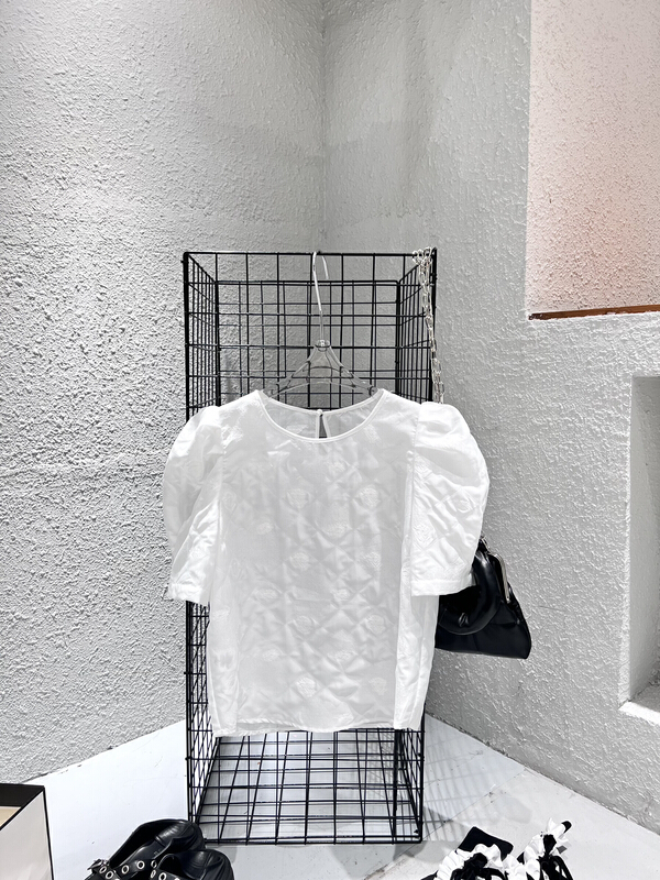 New in early summer! [Feimao Philippine cat] simple and versatile bubble sleeve shirt ym-7094# LSL