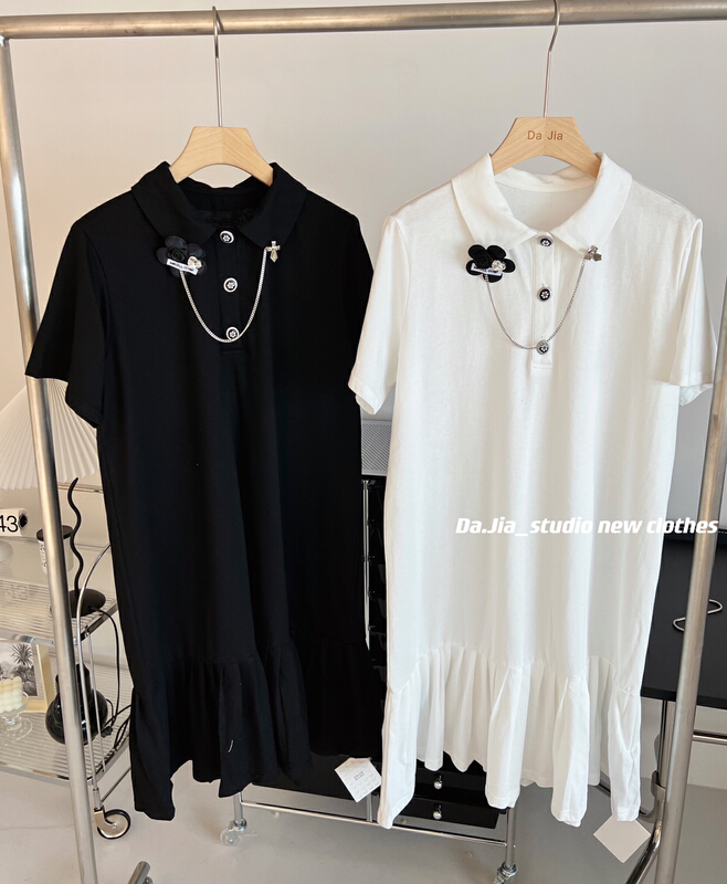 [Dajia] Korean loose and versatile dress (with Brooch) 22339# CLS
