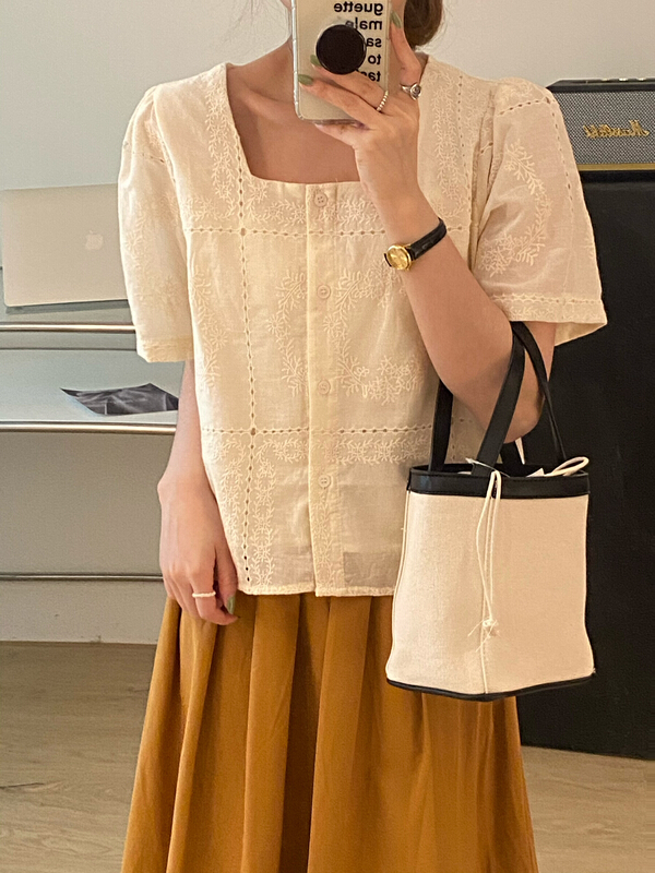 New in early summer! [tototellme] Korean version of simple embroidered blouse (only selling blouses) 23128# HBx