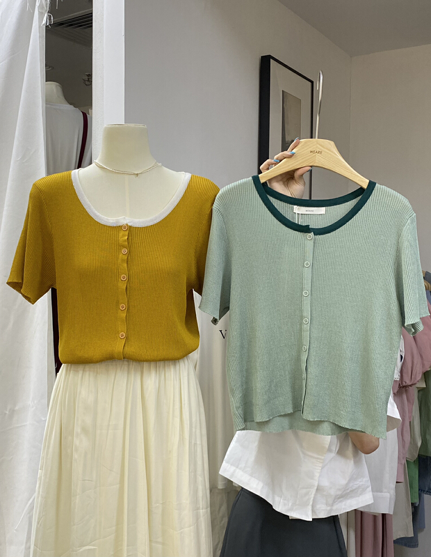 [we are] ice silk contrast collar short sleeve sweater 30066# zjy