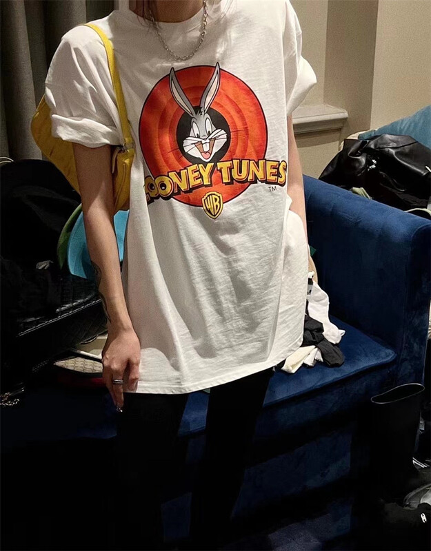 [buyer Yan Xuan - God of wealth] Korean version of Bugs Bunny printed Casual Short Sleeve T-shirt 1112# Cl