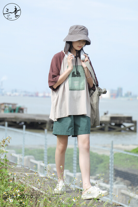 [original three element clothing] simple casual color matching printed short sleeve T-shirt 22710# XYJ