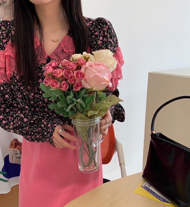 New year in early spring! [timely rain] ins thin and sweet lace stitched shirt 11559# jhy