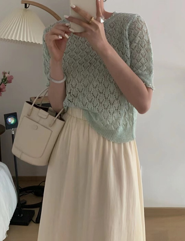[sunshine] simple solid color hollow out pearl edge short sweater 30176# cqw