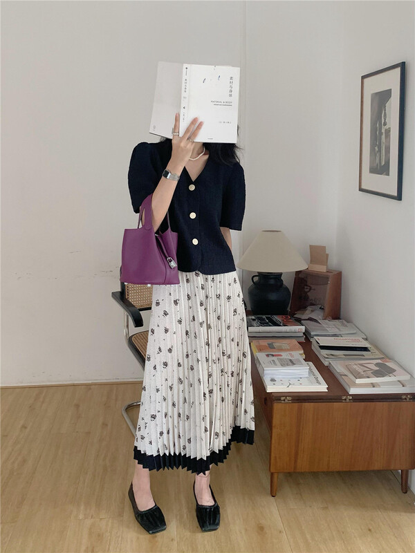 [Lina] Korean Vintage Floral pleated skirt 222r052# zxx