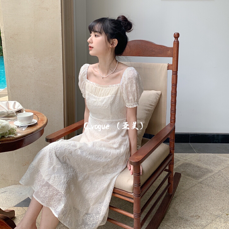 [c.vogue] French square neck gentle and slim lace embroidery dress 29670# PCZ