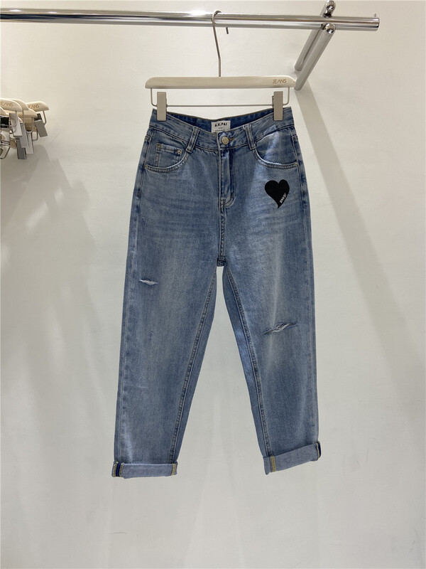 [aepjeans] Korean version of love pattern ripped jeans 17157# CLS