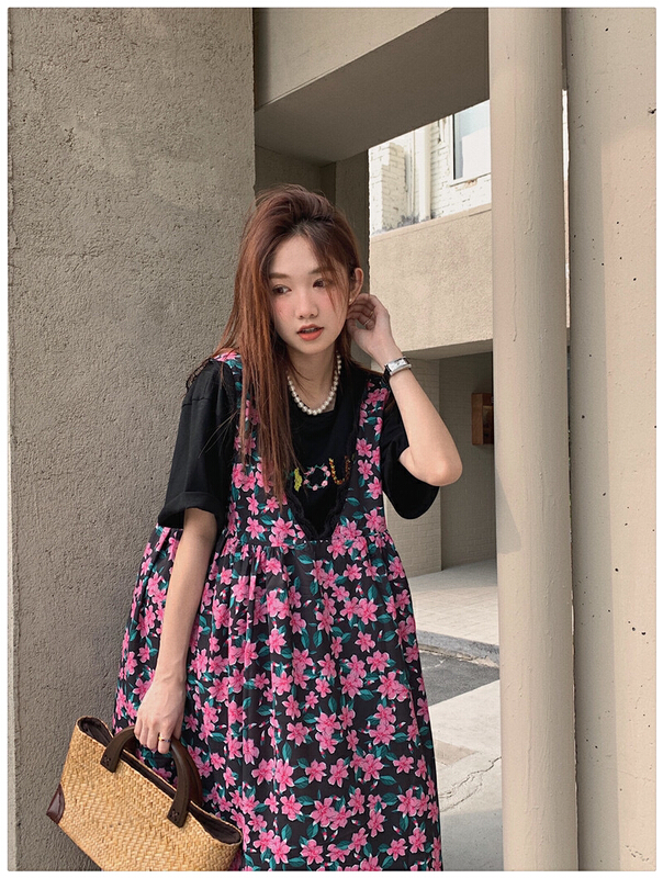 New in early summer! [timely rain] Korean style ins design sense rainbow embroidery letters loose short sleeve T-shirt 54017# WPL