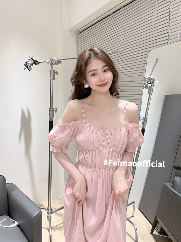 [Feimao Philippine cat] French temperament suspender off shoulder dress ym-7493# LSL