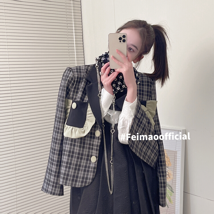 goods in stock! New year in early spring! [Feimao Philippine cat] niche design color matching single breasted short coat ym-9610# LSL