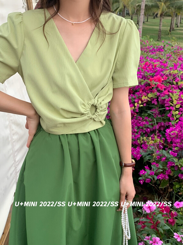 goods in stock! New year in early spring! [U + Mini] simple solid color versatile shirt (excluding necklace) d0536# jhy