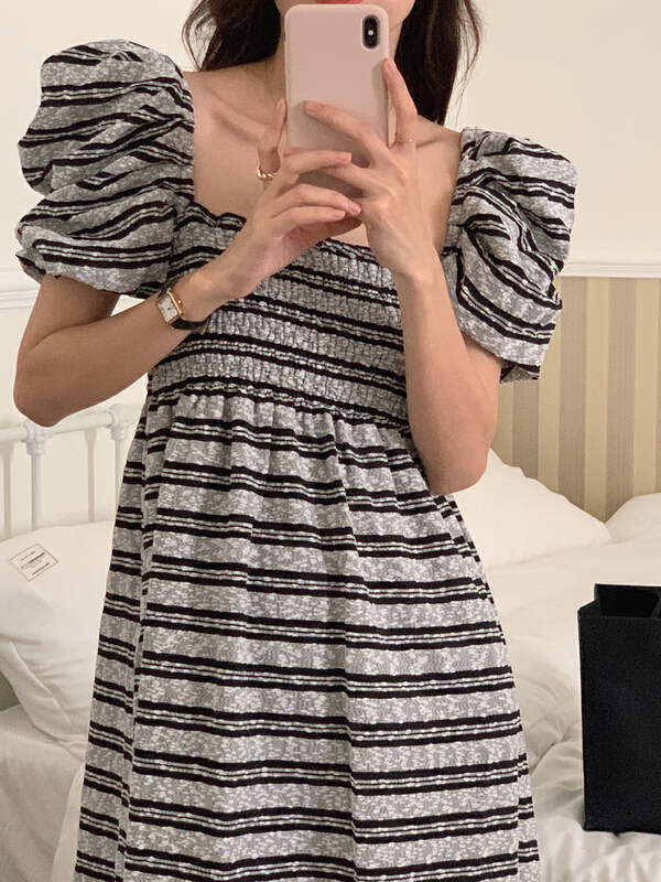 New style in early summer! "timely rain" French retro clavicular square collar slim dress 04015# WPL