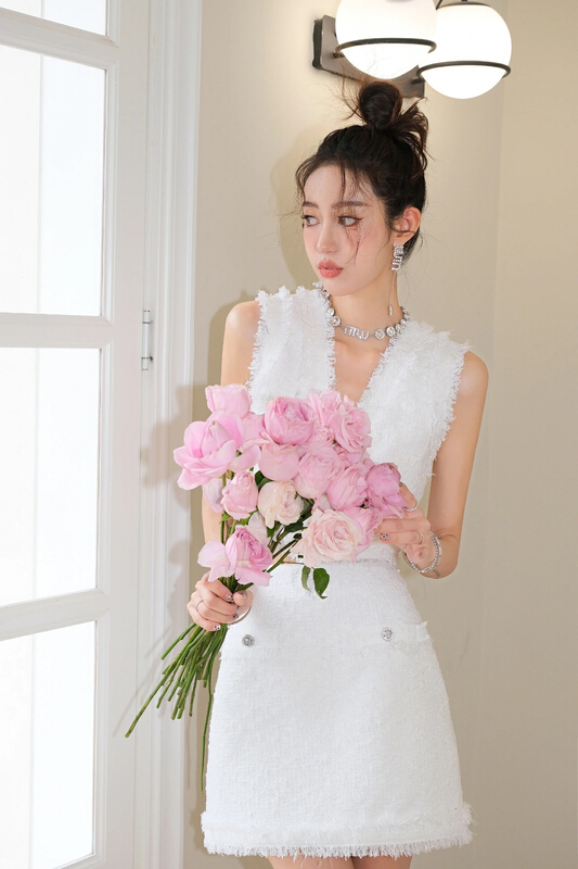 New in early summer! [ala] small fragrance design sleeveless blouse + fake pocket skirt set t1527# JJ