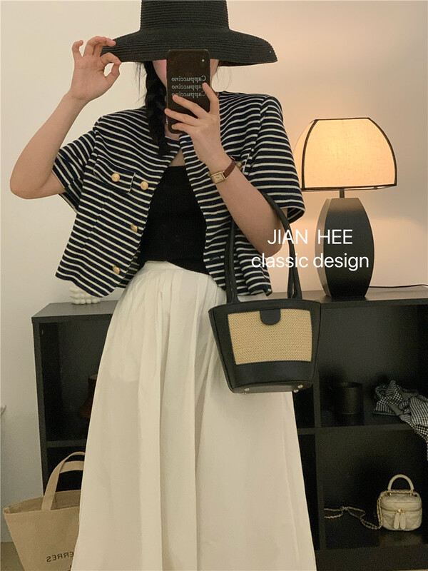 [Jian hee] crew neck striped metal breasted shirt 2306# ozq