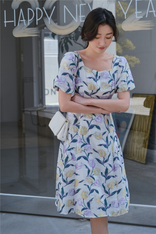 goods in stock! New in early summer! [purple edge] French style purple flower square neck dress 1215# zxx