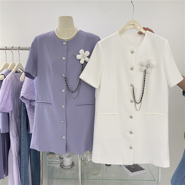 New in early summer! [Nigel] round neck simple lady casual dress (with removable decoration) 2005# LSW