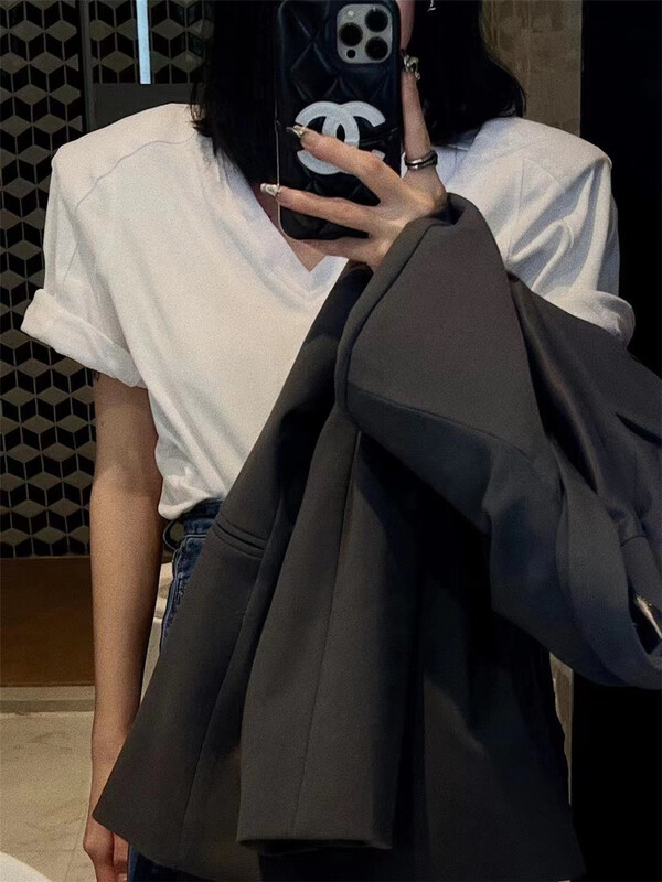 goods in stock! [buyer's choice - God of wealth] solid color shoulder pad V-neck short sleeve T-shirt 1090# Cl