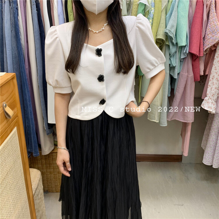 New in early summer! [miss. C studio] Korean style square neck Flower Button blouse 9130# zxx