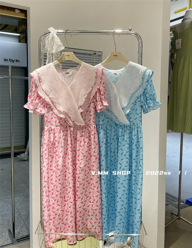 goods in stock! New in early summer! [V: mm] niche design lotus leaf collar floral dress 3162# CLS