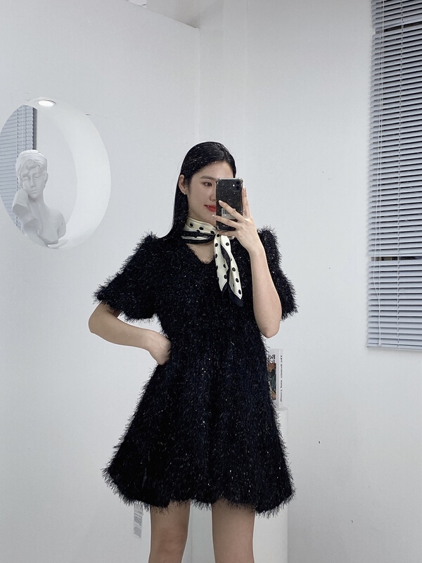 goods in stock! New year in early spring! [object reaction] V-neck gentle personality versatile thin dress (excluding necklace) j12-8875# FF