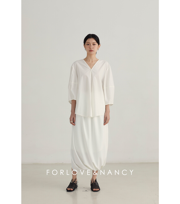 New year in early spring! [FN] Korean version simple V-neck shirt nb2xba133# cqw