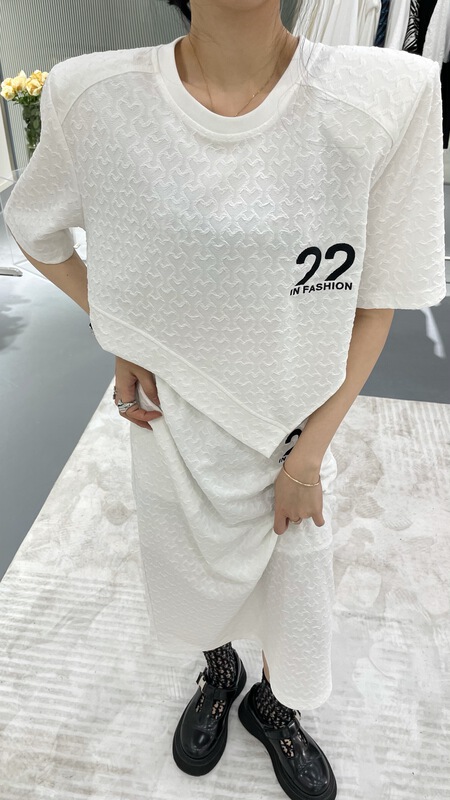 New in early summer! [sk-11] fashionable and versatile short sleeve T-shirt 061# XYJ