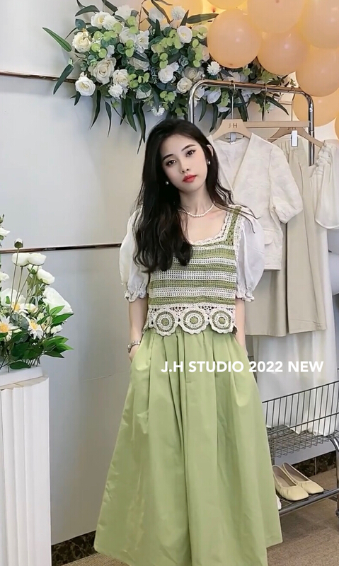 New in early summer! [JH] net red small fragrance contrast striped Lantern Sleeve Top + slim and versatile half suit (only suit) 41382# PCZ