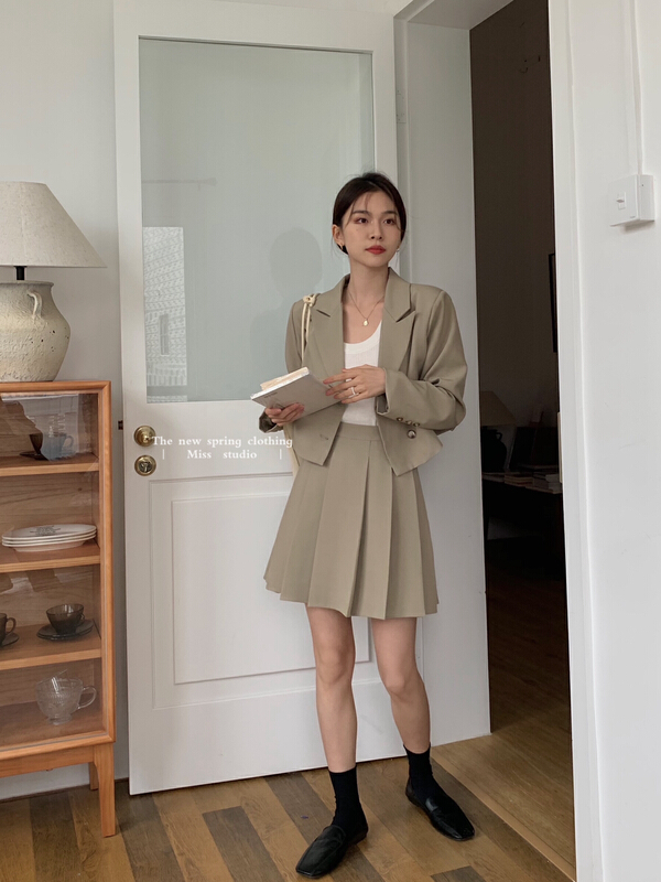 goods in stock! New year in early spring! [miss miss miss home] short suit coat + pleated skirt suit 6l018# ZSY
