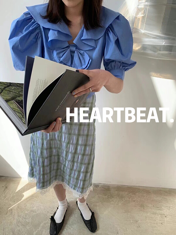 New in early summer! [hearteat] French three-dimensional bow bubble sleeve shirt 3013# L