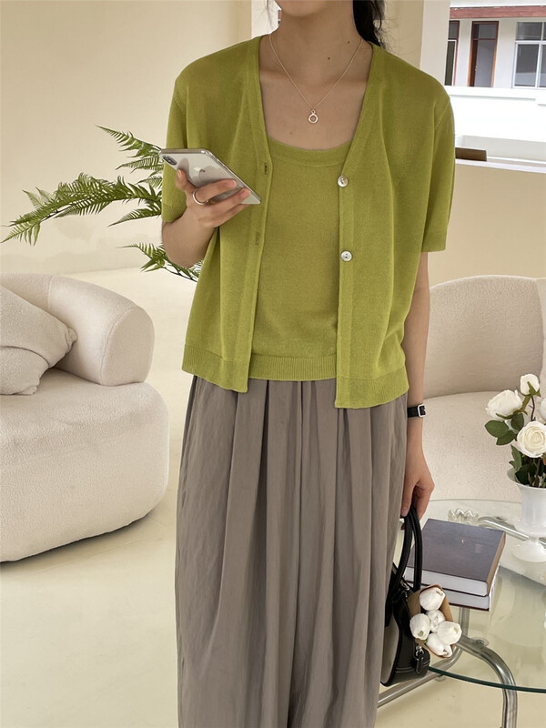 [clean space] Korean style V-neck slim knit cardigan 31752# CLS