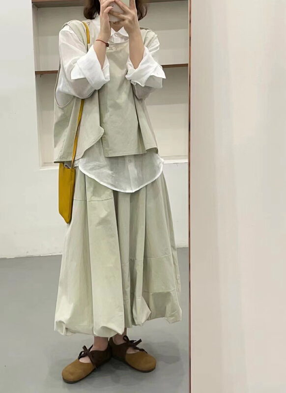 [several cloth see Sichuan] round neck button comfortable vest 822133\l