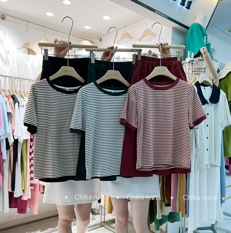 [Chika. Nana] Korean loose Short Sleeve Striped T-shirt + casual skirt set 01138# cqw